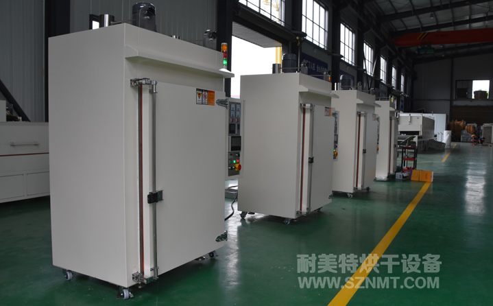 固化樹(shù)脂膠的微型電機(jī)烘烤箱